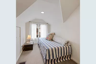 2500 Thayer Street, Evanston, IL 60201 - Photo 21