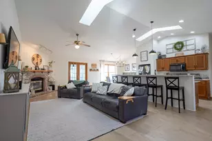 1476 County Rd 2500 E, Ogden, IL 61859 - Photo 7