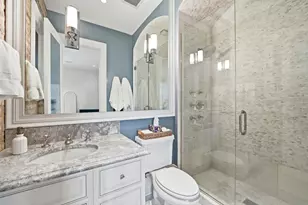 955 W Webster Ave, Chicago, IL 60614 - Photo 17