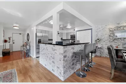 10015 Beverly Drive #205, Skokie, IL 60076 - Photo 9