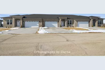 392 White Hawk Way, Manteno, IL 60950 - Photo 1