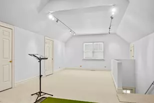 1190 W Old Ml Rd, Lake Forest, IL 60045 - Photo 31