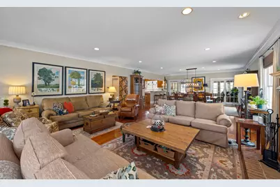 1190 W Old Mill Road, Lake Forest, IL 60045 - Photo 5