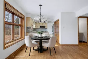 20W481 Westminster Dr, Downers Grove, IL 60516 - Photo 7