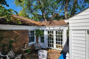 [Address not provided], Wheaton, IL 60187 - Photo 17