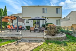 711 Blossom Ct, Oswego, IL 60543 - Photo 39