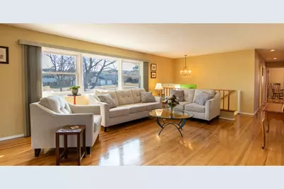 [Address not provided], Lombard, IL 60148 - Photo 3