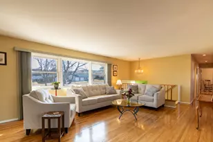 2S478 Lloyd Ave, Lombard, IL 60148 - Photo 3