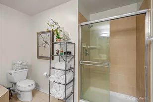 610 Juniper Ln, Lake in the Hills, IL 60156 - Photo 19