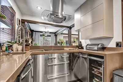 491 Old Surrey Lane #A, Hinsdale, IL 60521 - Photo 11