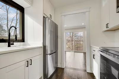 491 Old Surrey Lane #B, Hinsdale, IL 60521 - Photo 13