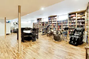 6642 N Kilbourn Ave, Lincolnwood, IL 60712 - Photo 59