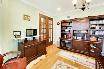 6642 N Kilbourn Avenue, Lincolnwood, IL 60712 - Photo 23