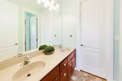 6642 N Kilbourn Avenue, Lincolnwood, IL 60712 - Photo 47