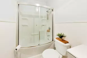 6642 N Kilbourn Ave, Lincolnwood, IL 60712 - Photo 63