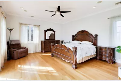 6642 N Kilbourn Avenue, Lincolnwood, IL 60712 - Photo 37