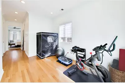 6642 N Kilbourn Avenue, Lincolnwood, IL 60712 - Photo 29