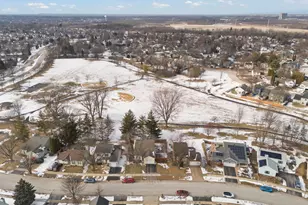 2630 White Barn Rd, Aurora, IL 60502 - Photo 39