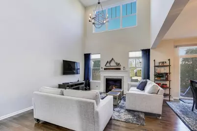 3223 N Heritage Lane, Arlington Heights, IL 60004 - Photo 5