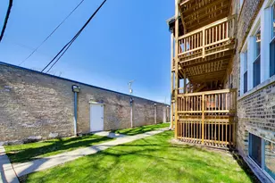 4722 N Kenneth Ave, Chicago, IL 60630 - Photo 23