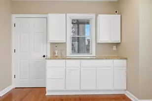 1627 S 14th Ave, Maywood, IL 60153 - Photo 13