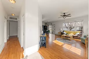 16346 Crescent Lake Dr, Crest Hill, IL 60403 - Photo 3