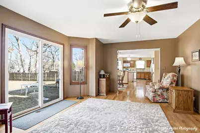 742 Dartmouth Drive, Island Lake, IL 60042 - Photo 7