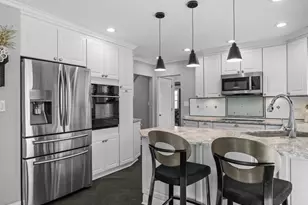 440 Burnt Ember Ln, Buffalo Grove, IL 60089 - Photo 13