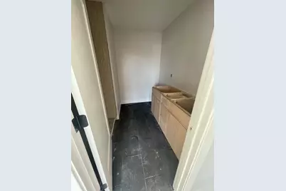 1527 Belclare Road, Normal, IL 61761 - Photo 9