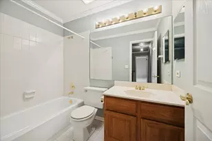 11404 Prescott Ln, Westchester, IL 60154 - Photo 17