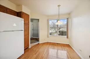 11404 Prescott Ln, Westchester, IL 60154 - Photo 9