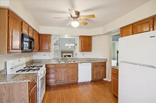 11404 Prescott Ln, Westchester, IL 60154 - Photo 7