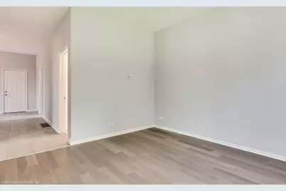 3323 W Potomac Avenue, Chicago, IL 60651 - Photo 33