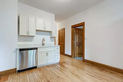 3323 W Potomac Avenue, Chicago, IL 60651 - Photo 7