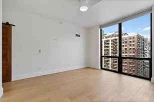 435 W Erie St, Chicago, IL 60654 - Photo 25