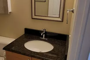 274 W Ct Of Shorewood Ln, Vernon Hills, IL 60061 - Photo 5