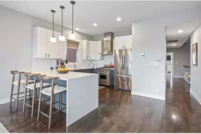 2305 W Wabansia Avenue #4, Chicago, IL 60647 - Photo 3