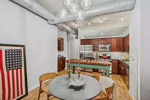 700 N Larrabee St, Chicago, IL 60654 - Photo 5