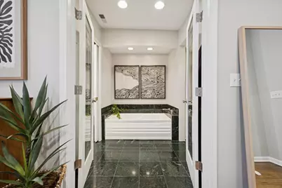 835 W Belle Plaine Avenue #2, Chicago, IL 60613 - Photo 21