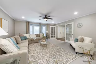 1524 Oswego Rd, Naperville, IL 60540 - Photo 7