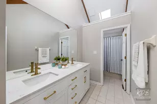 1524 Oswego Rd, Naperville, IL 60540 - Photo 27