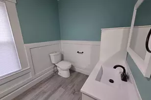 313 W 6th St, Dixon, IL 61021 - Photo 9