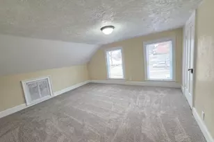 313 W 6th St, Dixon, IL 61021 - Photo 19