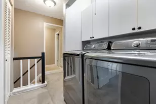 817 Wellington Ave, Elk Grove Village, IL 60007 - Photo 19