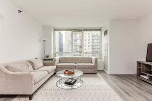 [Address not provided], Chicago, IL 60654 - Photo 5