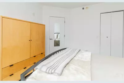 [Address not provided], Chicago, IL 60654 - Photo 9