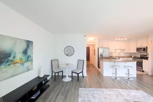 [Address not provided], Chicago, IL 60654 - Photo 11