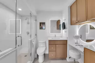 5855 N Sheridan Rd, Chicago, IL 60660 - Photo 13