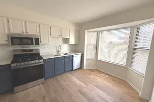 171 N Clare Ct, Wood Dale, IL 60191 - Photo 7