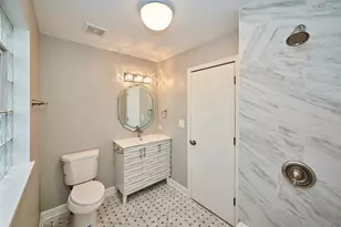 1506 E 72nd Pl, Chicago, IL 60619 - Photo 19